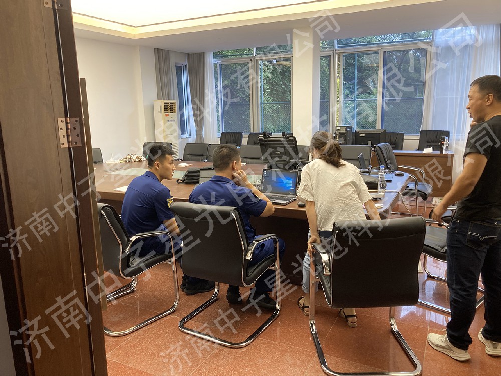 消防大隊(duì)培訓(xùn)-便攜式X光機(jī)