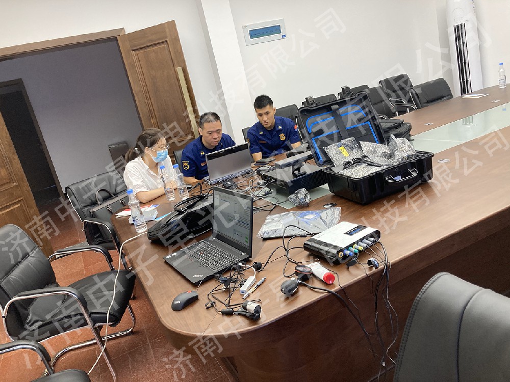 消防大隊(duì)培訓(xùn)-便攜式X光機(jī)