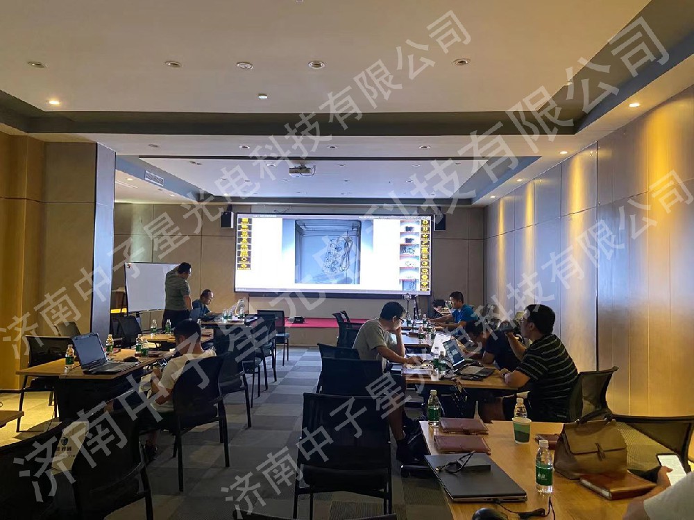 消防大隊(duì)培訓(xùn)-便攜式X光機(jī)