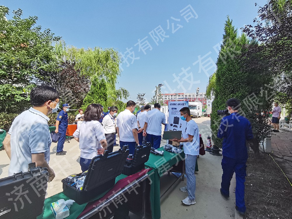 消防大隊(duì)培訓(xùn)-便攜式X光機(jī)