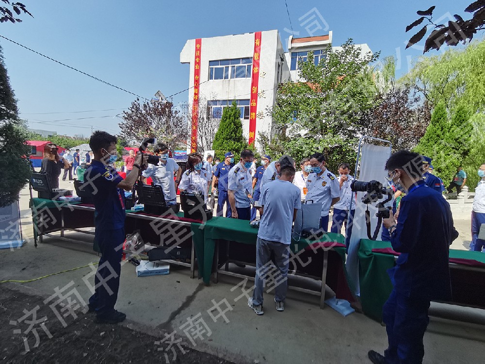 消防大隊(duì)培訓(xùn)-便攜式X光機(jī)